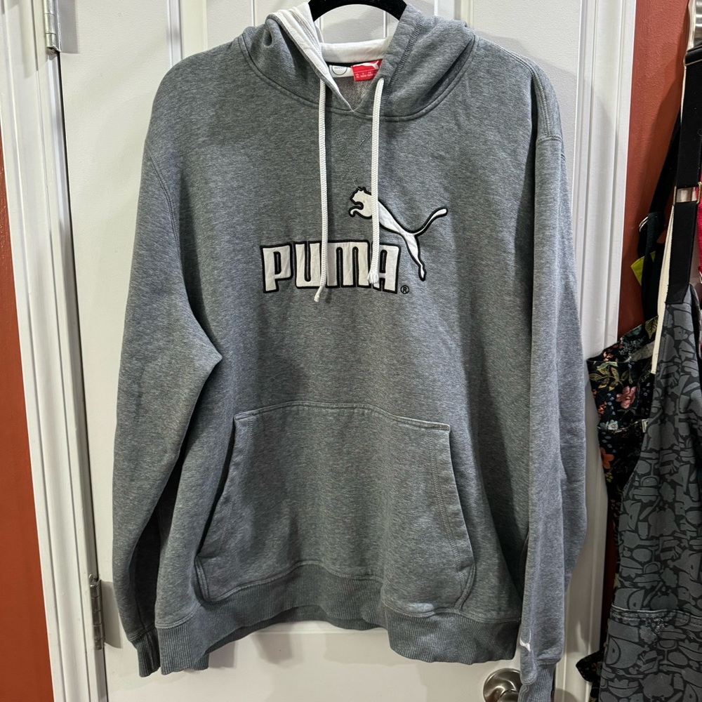 Puma Men’s Gray Hoodie with Logo Size XL